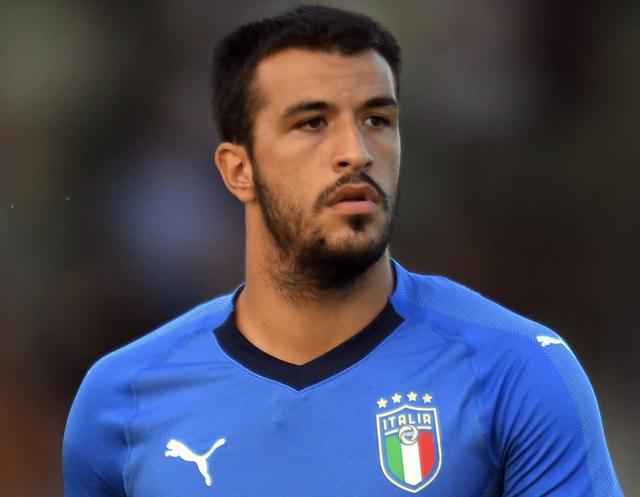 起石头砸自 起石头砸自