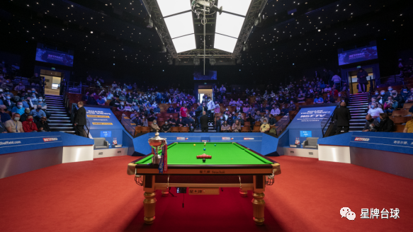 这位年轻的 这位年轻的