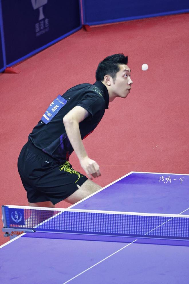 餐饮和其他 餐饮和其他